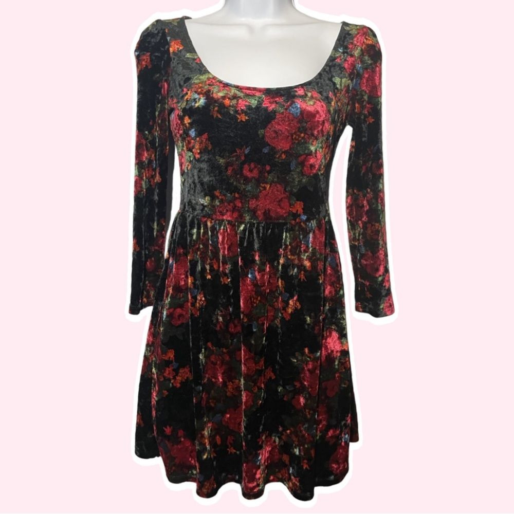 kimchi blue babydoll crushed velvet minidress